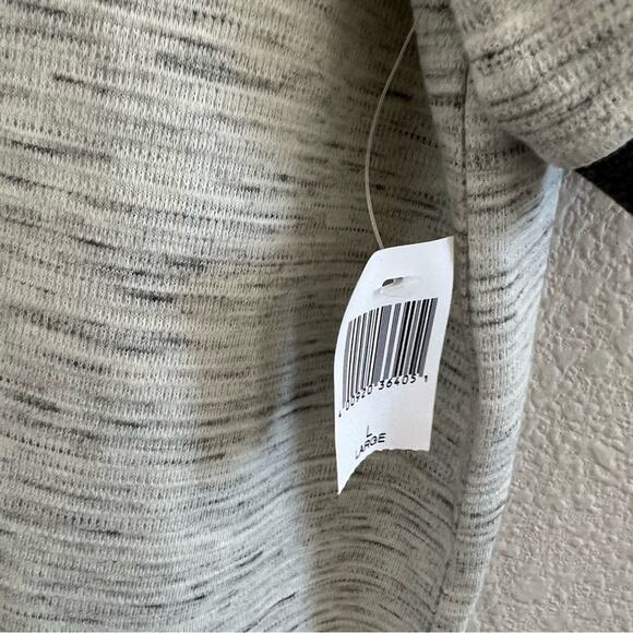 NWT Disney Walt Disney World Men's Gray Polo Classic Fit Large - Picture 3 of 8